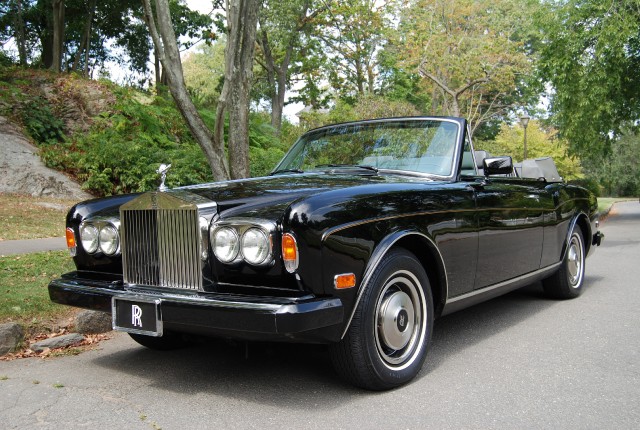 1985 Rolls-Royce Corniche 