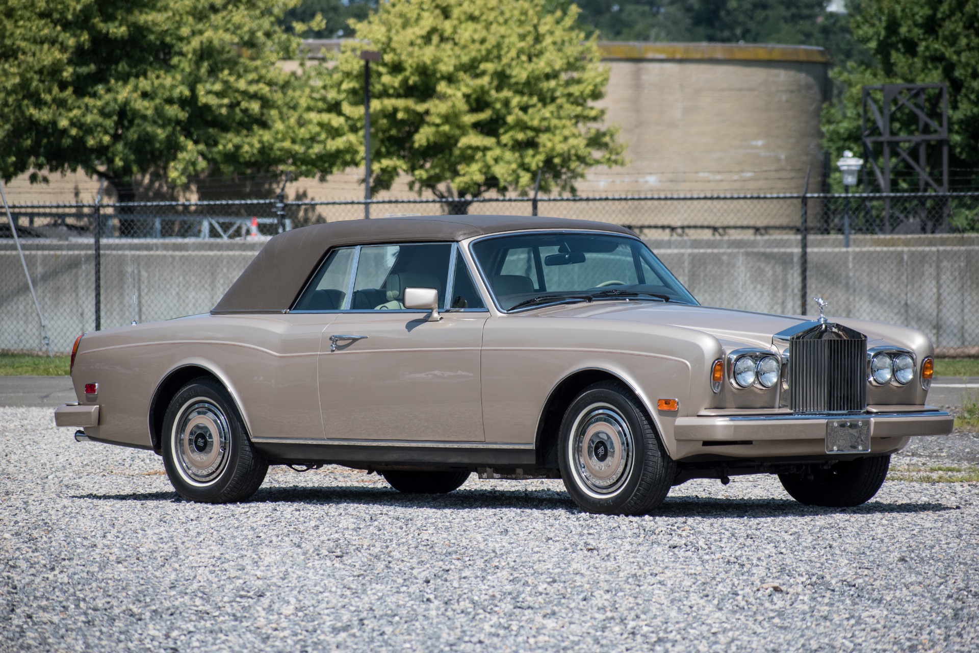 1989 Rolls Royce Corniche 