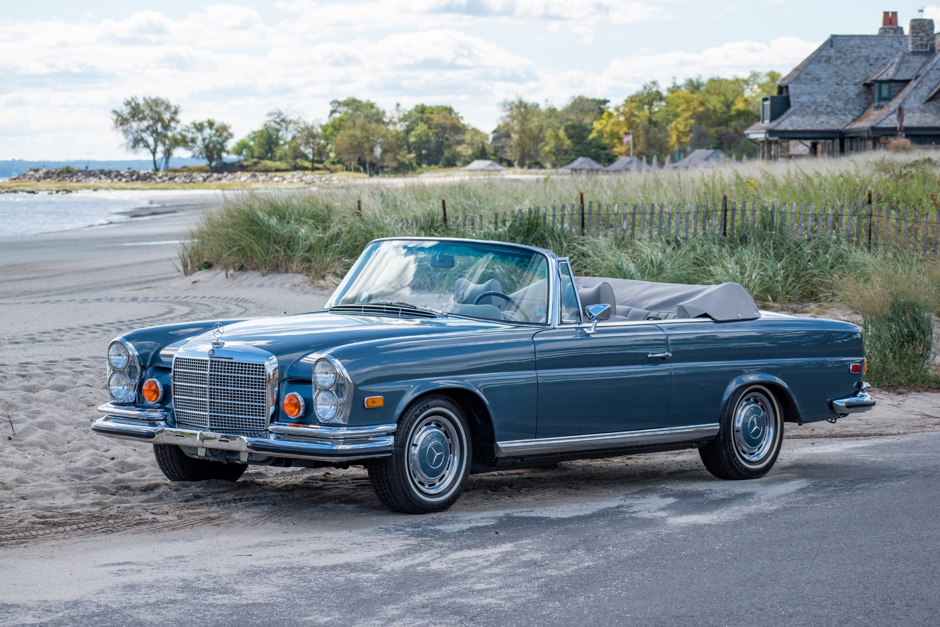 1971 Mercedes-Benz 280SE 