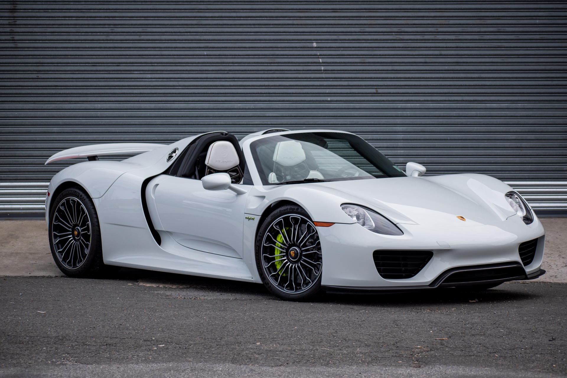 2015 Porsche 918 Spyder 