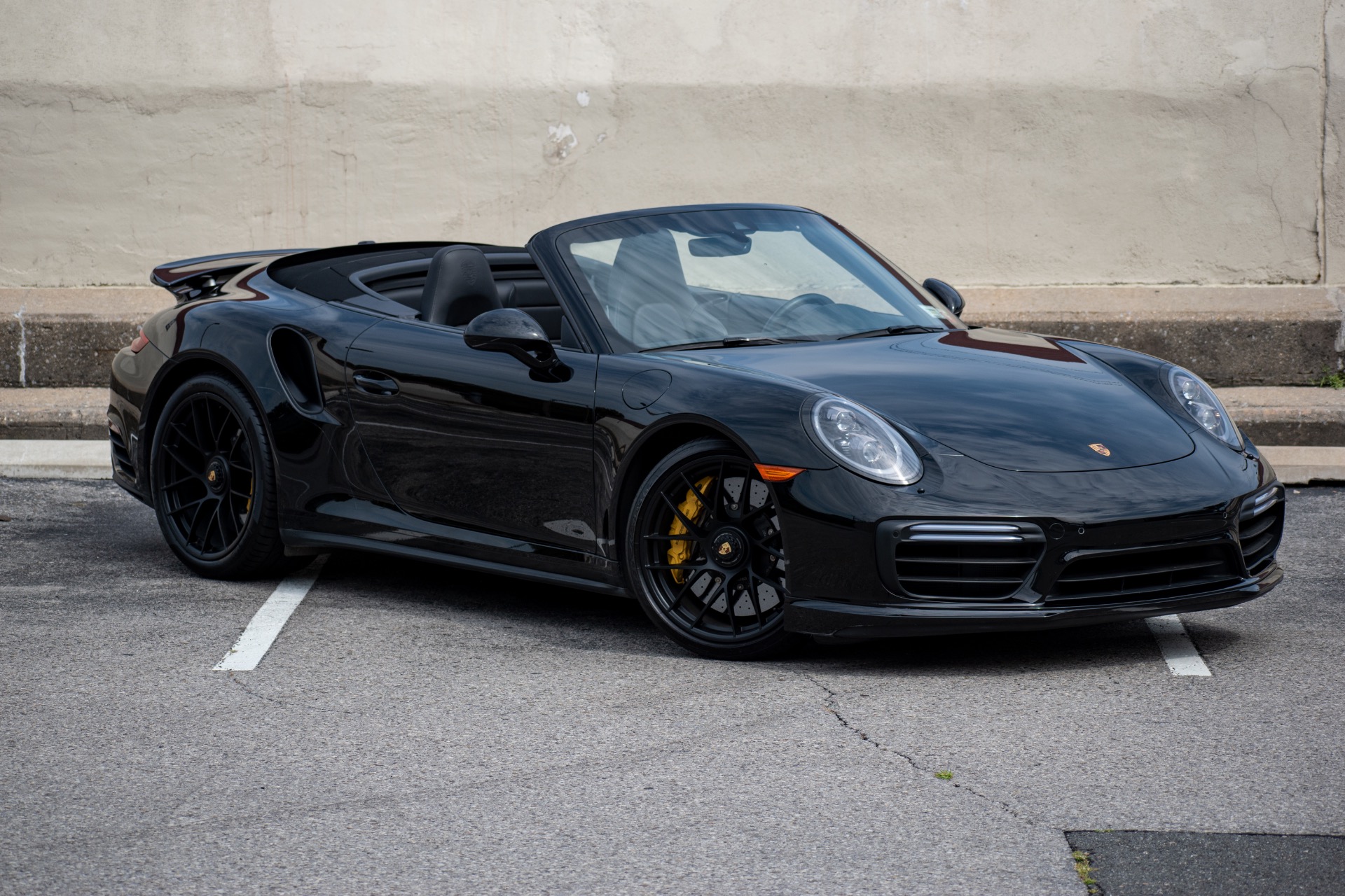 2018 Porsche 911 Turbo S 