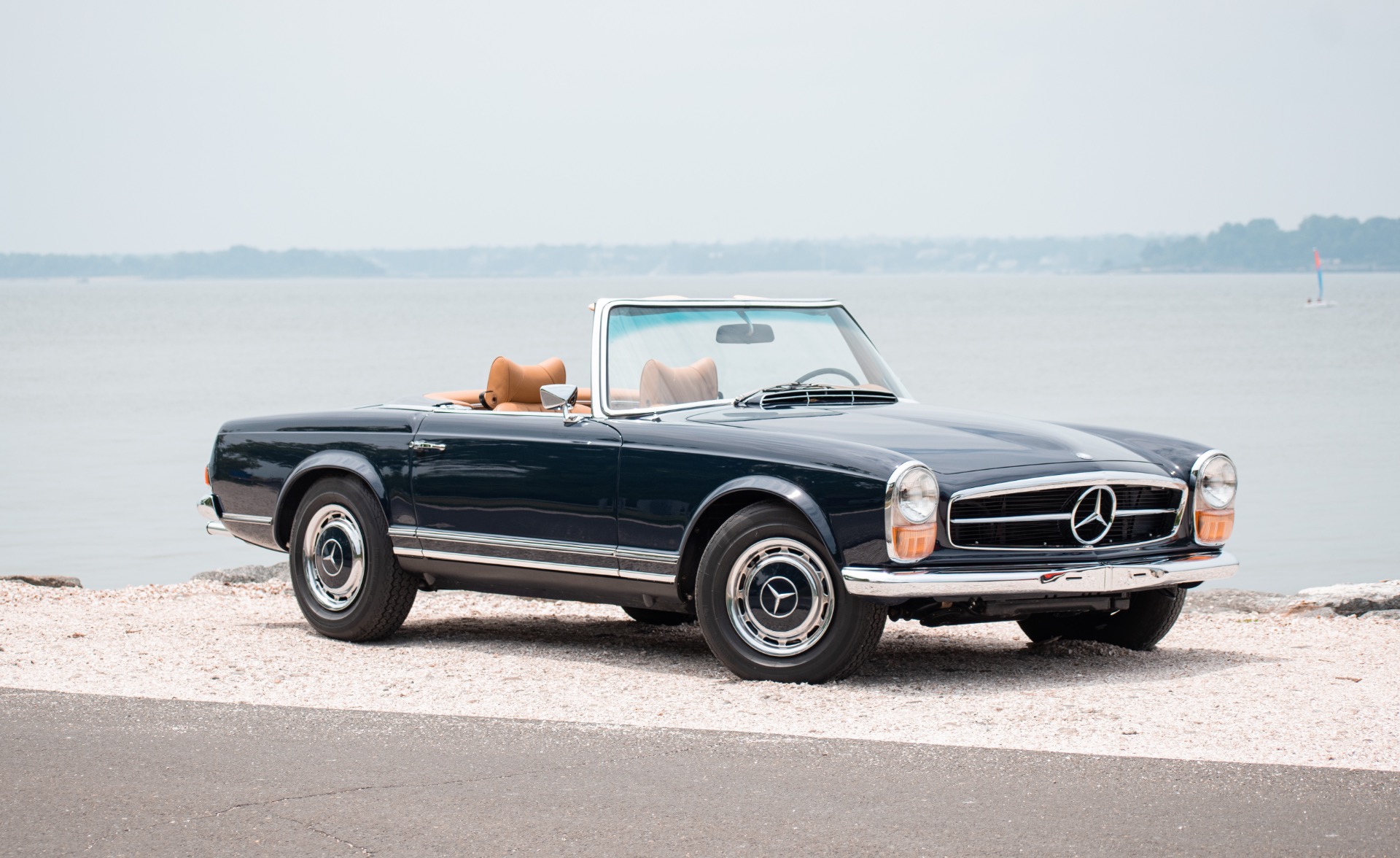 1970 Mercedes-Benz 280SL 