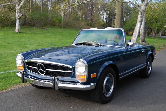 1969 Mercedes Benz 280SL (AIR & AUTO) 